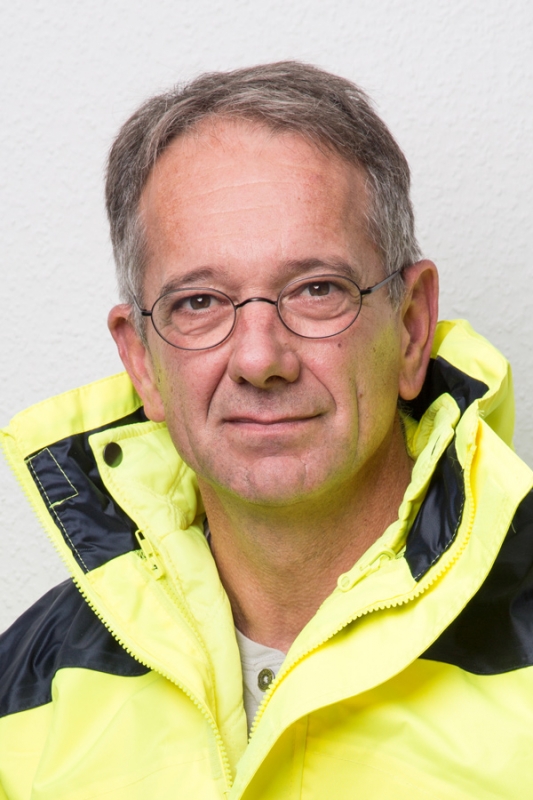 Bausachverständiger, Immobiliensachverständiger, Immobiliengutachter und Baugutachter  Frank Herrmann Hirzenhain